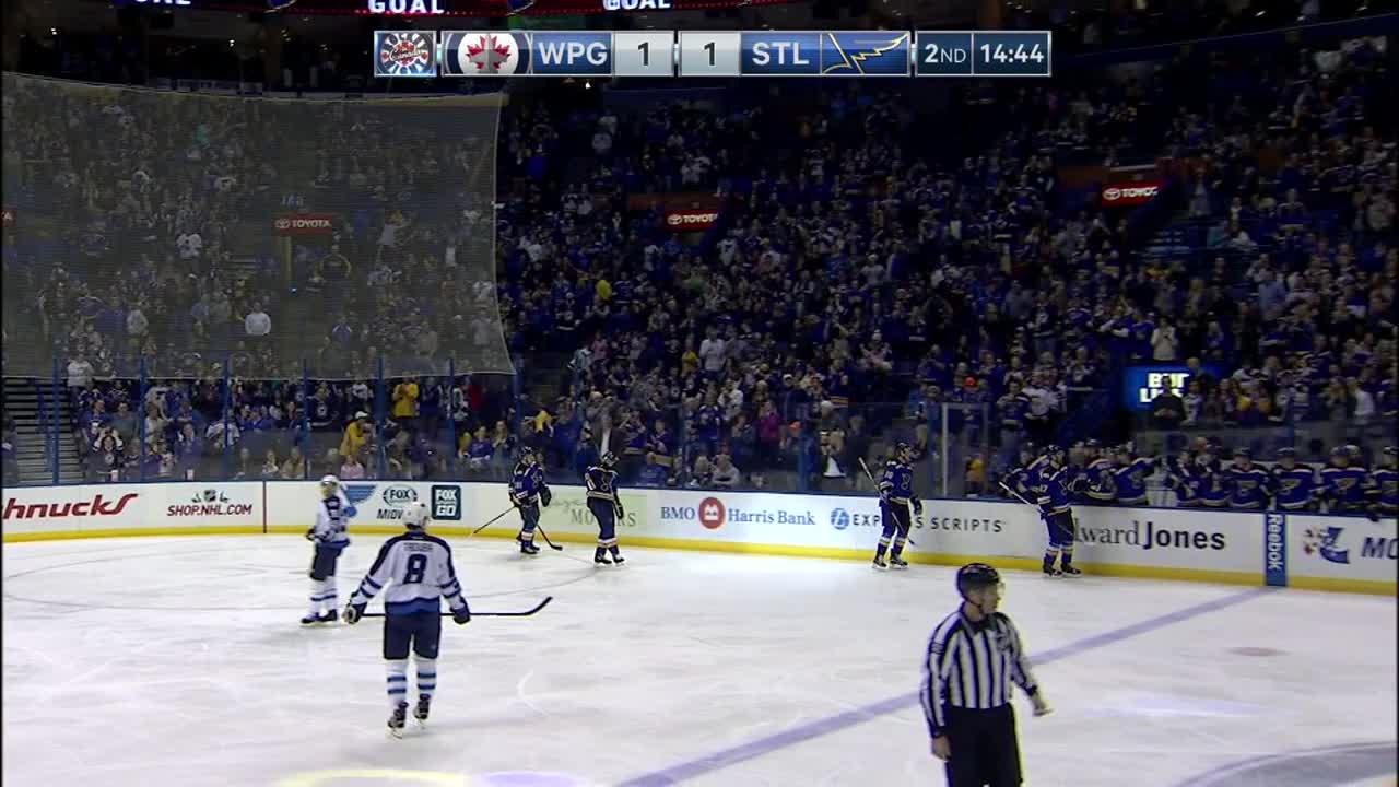 Milestone Steen scores 200th NHL goal